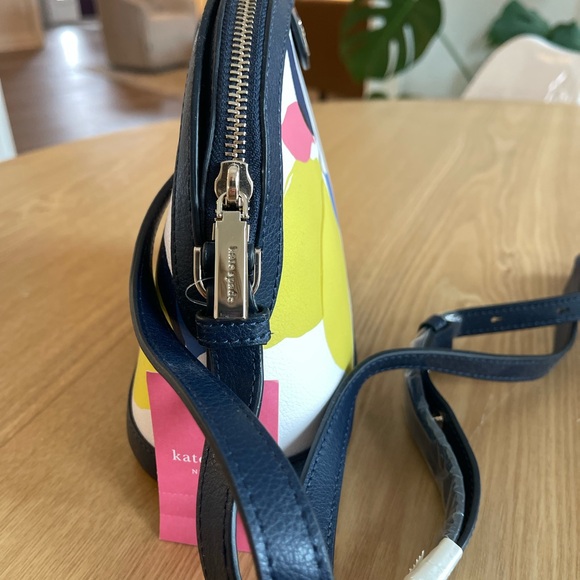 Kate Spade x Large Dome Crossbody Bag Sylvia Lemon Zest NWT - Picture 4 of 11